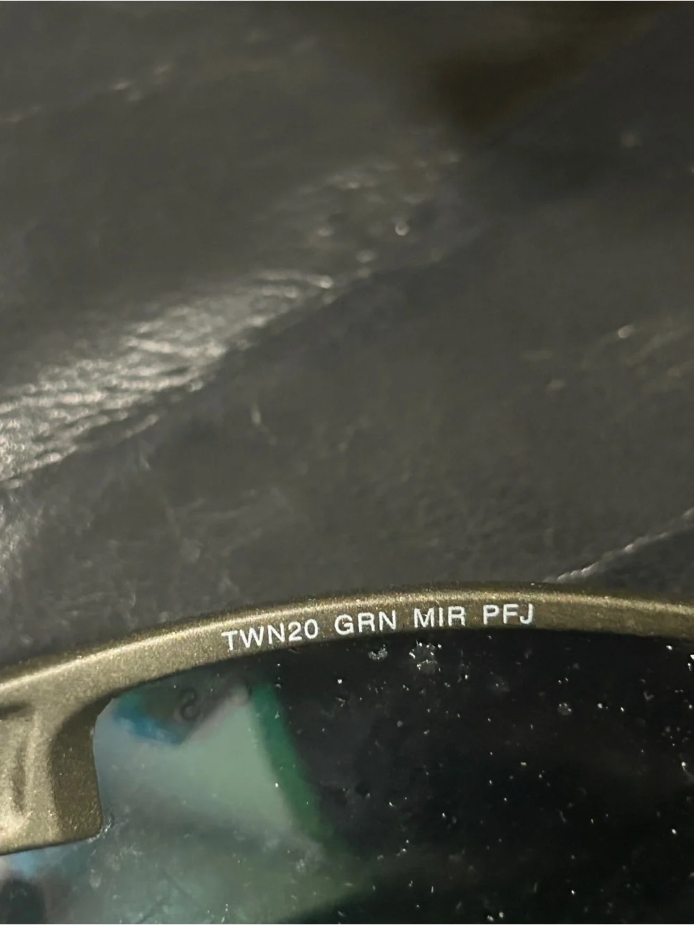 Men's Polarized Sports Sunglasses - Blue Mirror Lenses